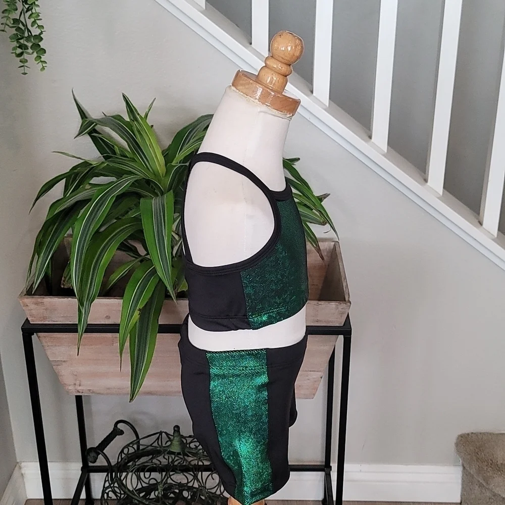 Shimmy Shimmy Inc Green Hologram Dance crop top and short Set NWT Cheer Gym